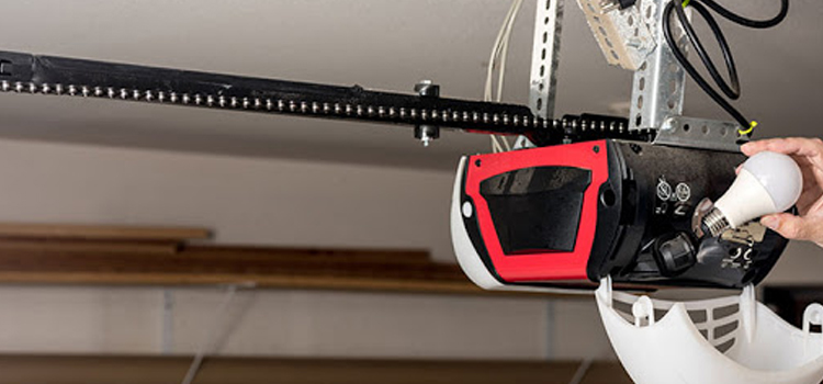 automatic garage door opener repair in Vero Beach